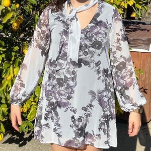 Beautiful long sleeved dress